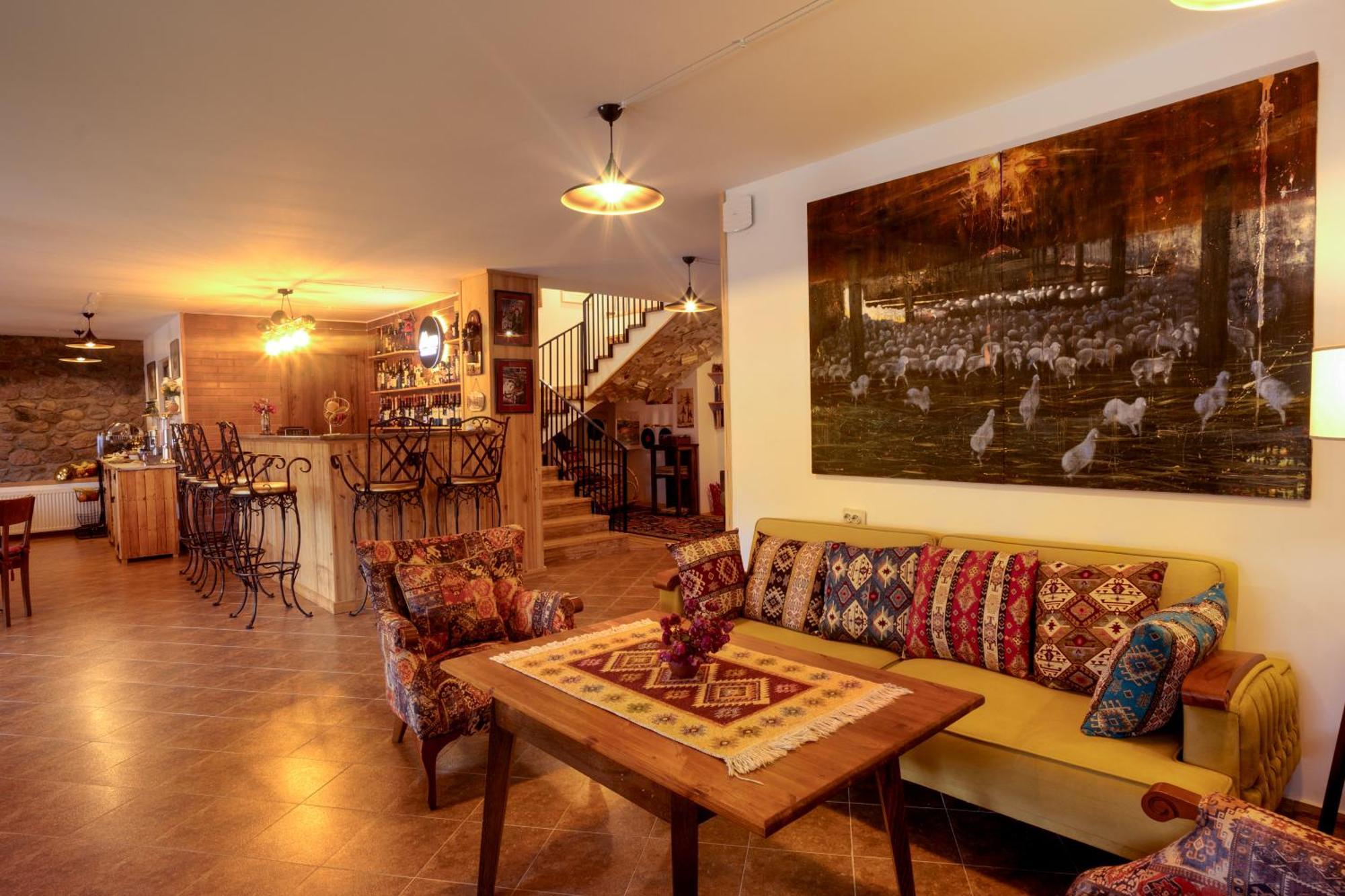 Mood Hotel Kazbegi מראה חיצוני תמונה