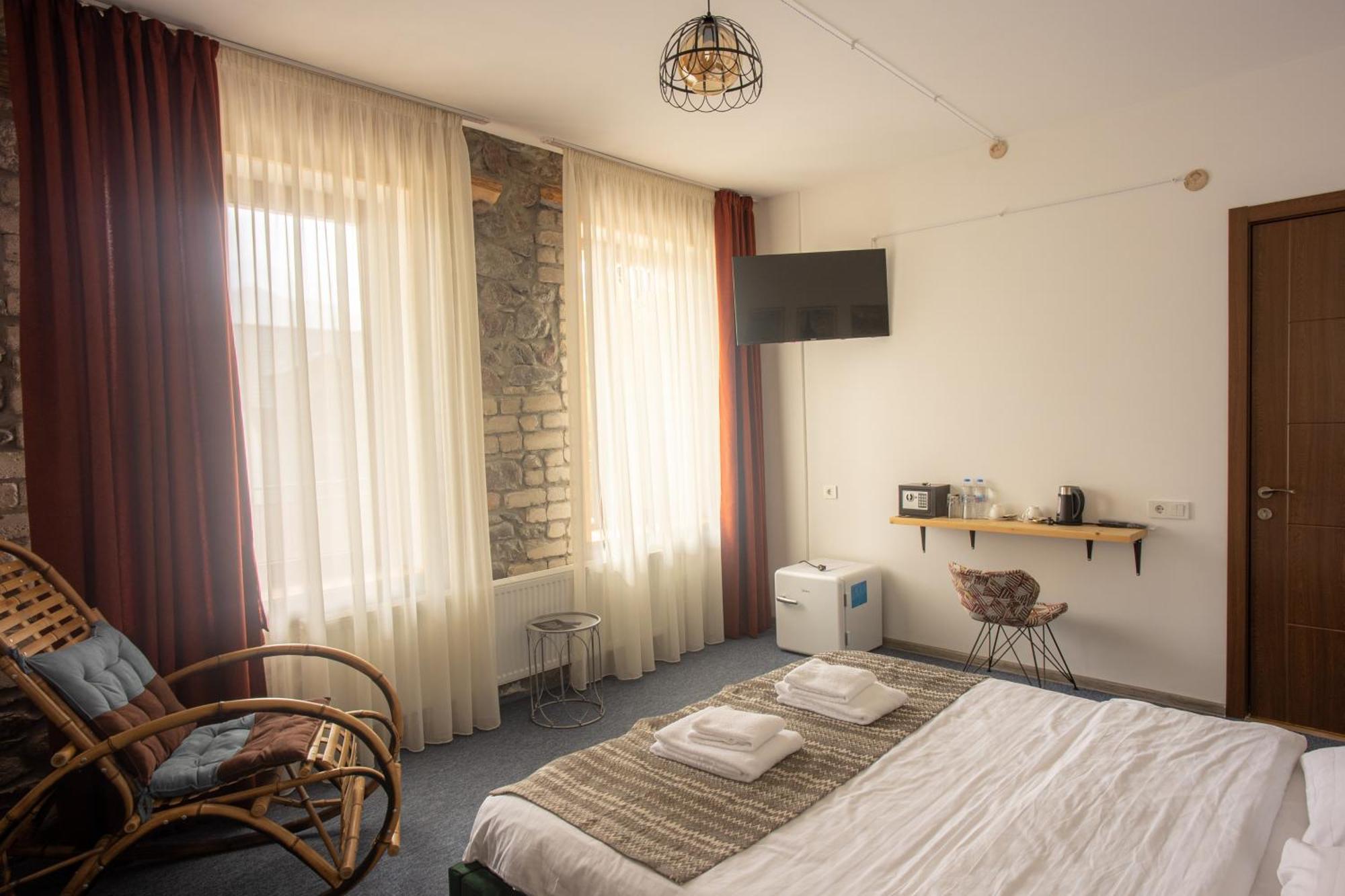 Mood Hotel Kazbegi מראה חיצוני תמונה